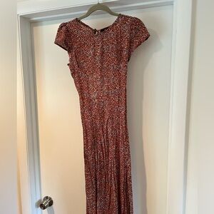 Lulu’s floral open back midi dress